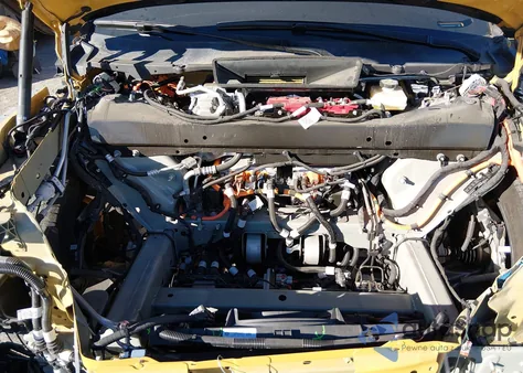 2023 Rivian R1T Adventure Quad Motor Large Pack from USA, damaged, VIN 7FCTGAAA2PN019677